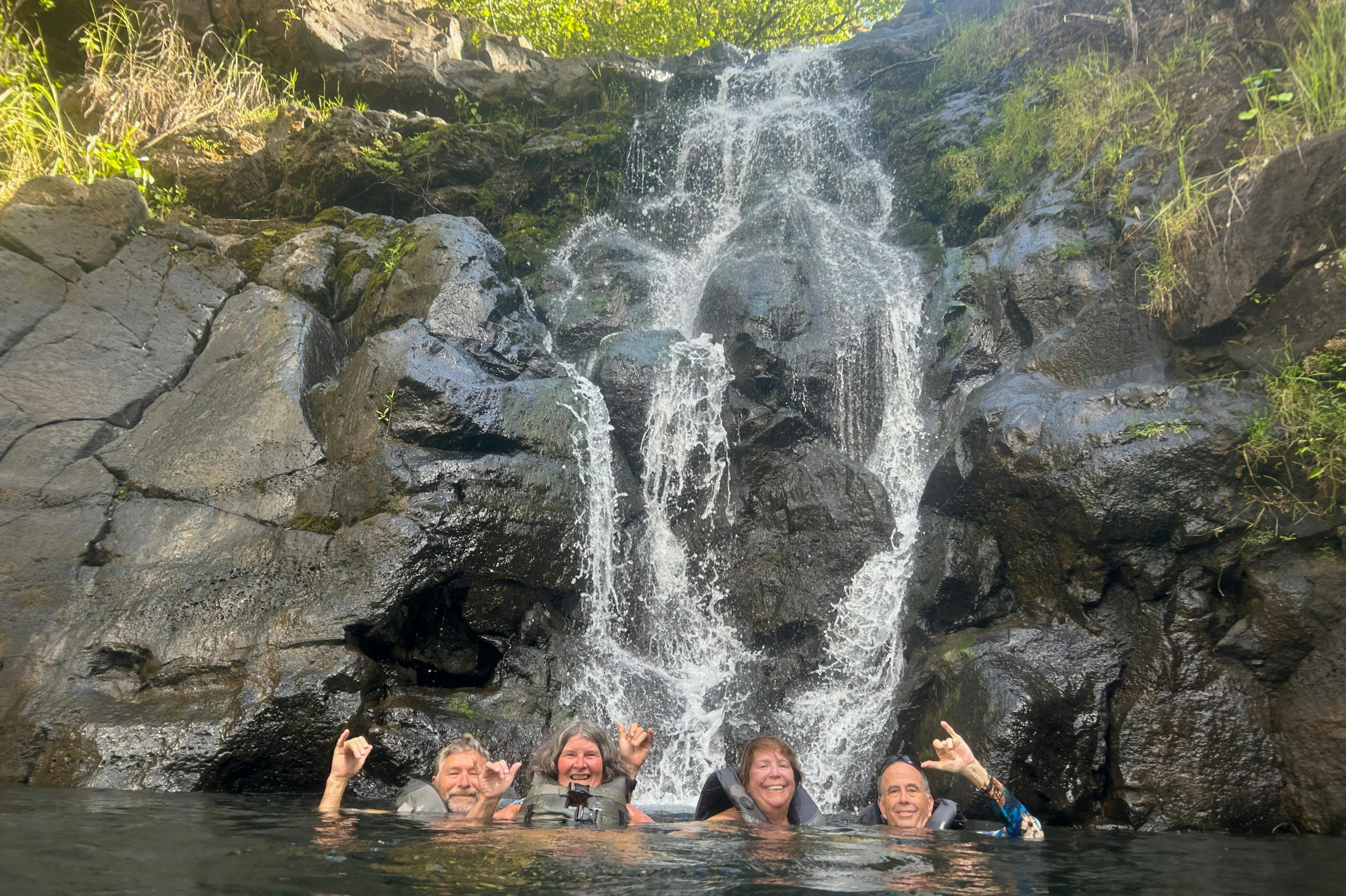 Waimea Valley: Guided Waterfall Hike & Swim Tour from Waikiki - Photo 1 of 7